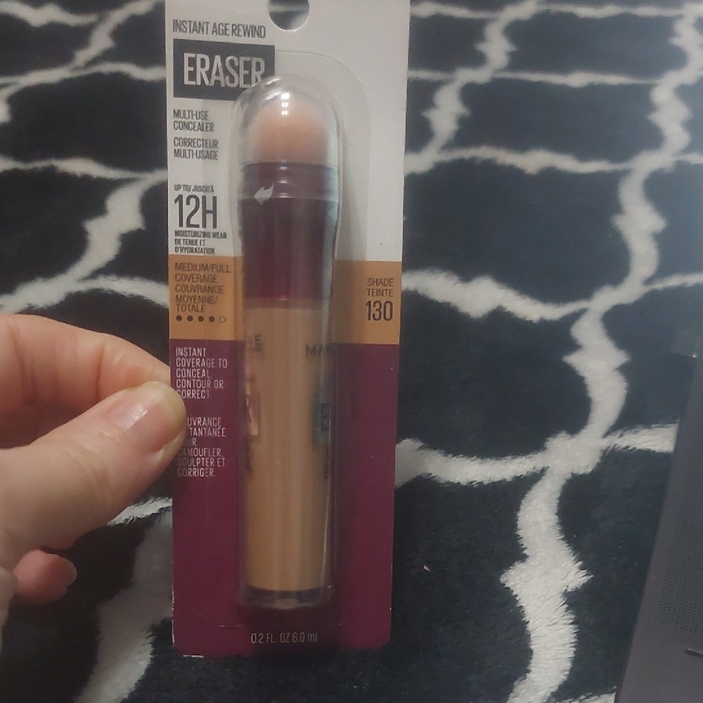 Maybelline Instant Age Rewind Eraser‎ in Shade 130